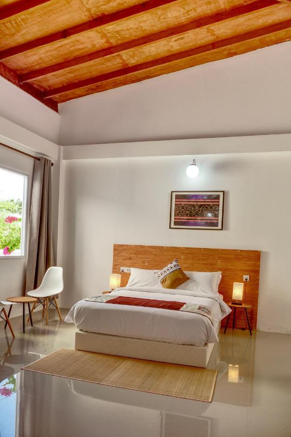 Island Ambience Hotel Maafushi Eksteriør billede